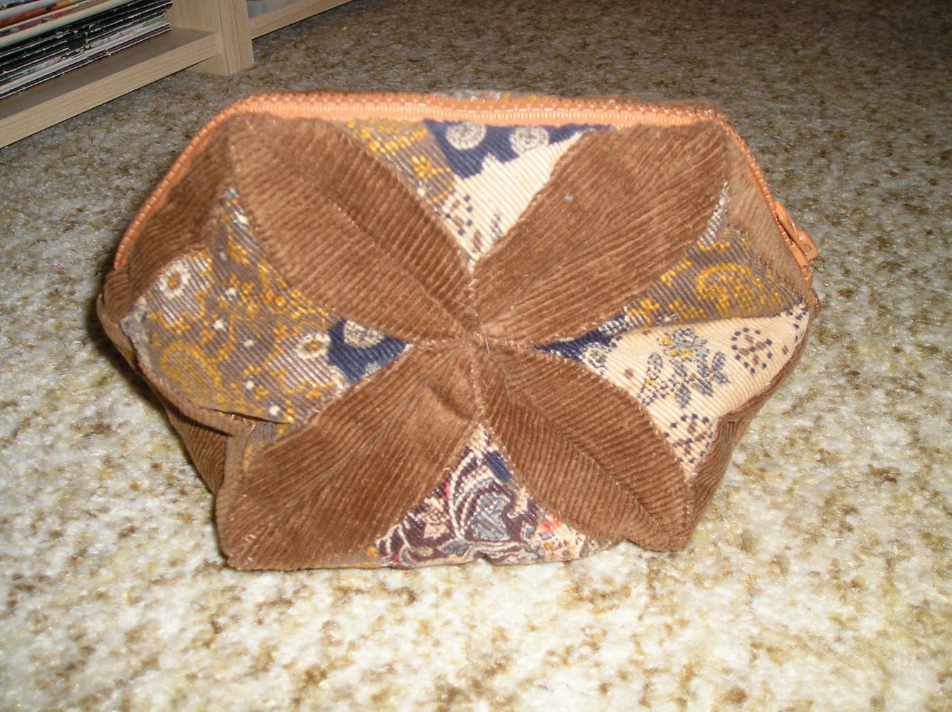 Taštička z japonských koleček